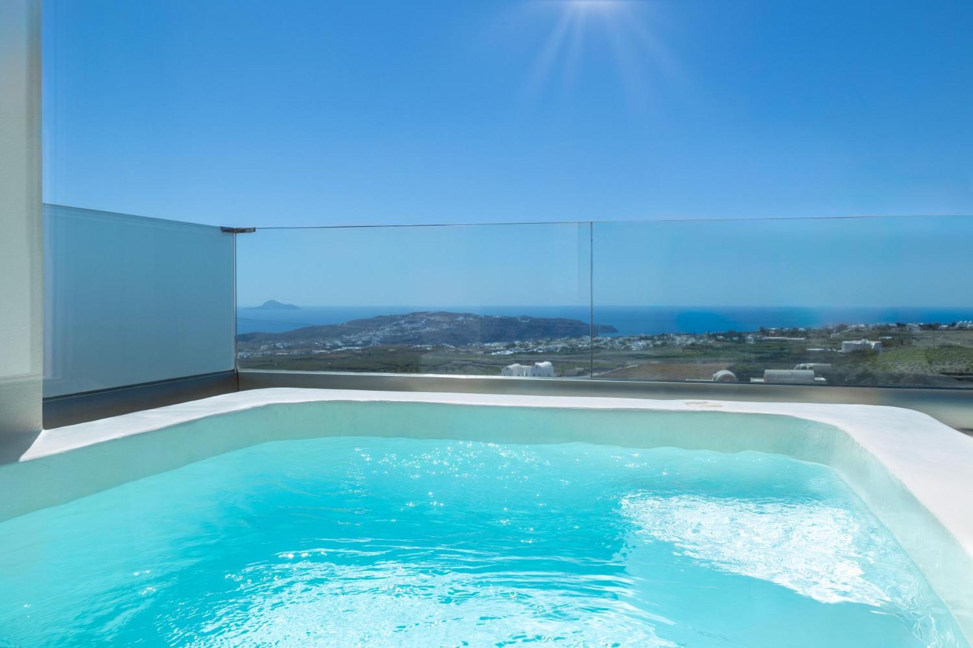 Cinnamon Villa With Private Hot Tub Pýrgos Esterno foto
